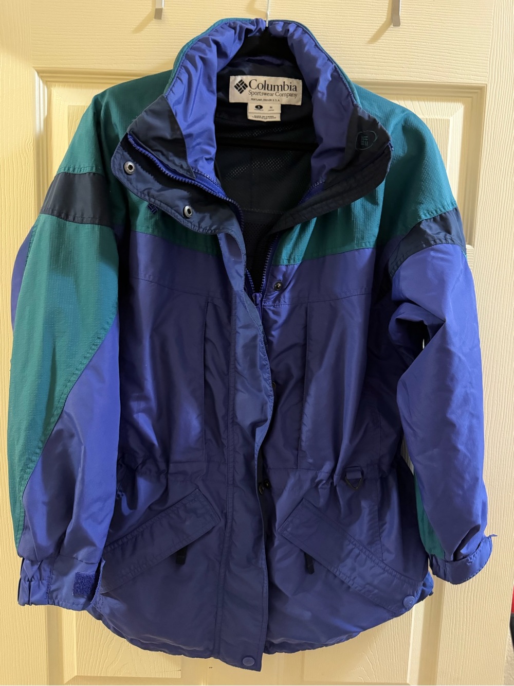 Columbia Women's Jacket in Navy and Purple